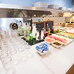 Отель Petit Palace Ruzafa 3*