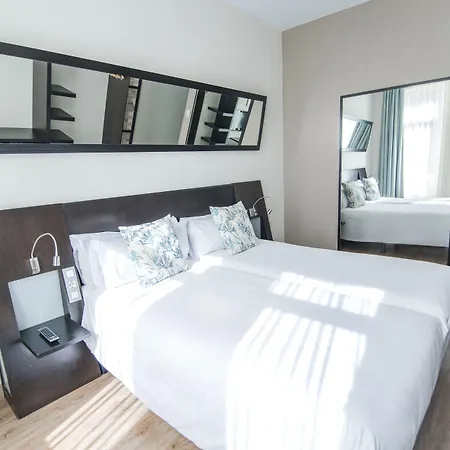 Petit Palace Ruzafa Otel 3*